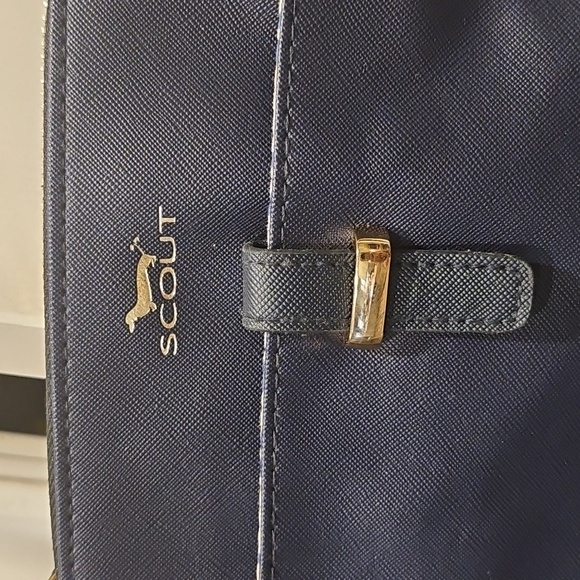 8" x 8" Scout Bag Navy Blue Taylor Wink Crossbody Shoulder Bag zippered - Picture 2 of 9